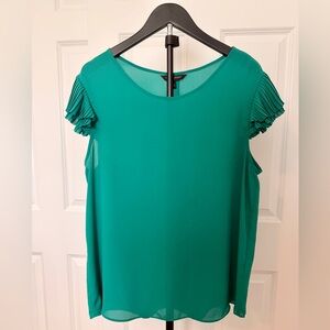 Banana Republic Emerald Green Flutter Sleeve Top
